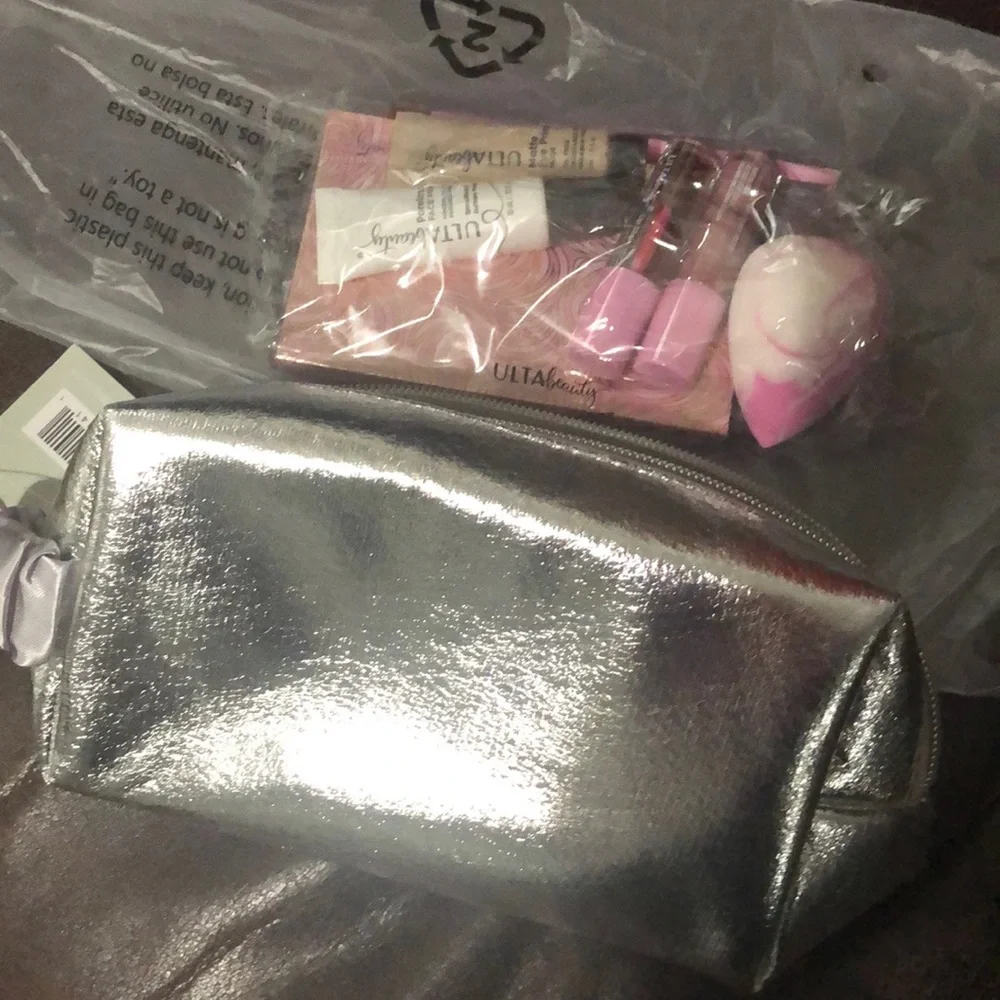 Ulta Beauty new set - Picture 1 of 6